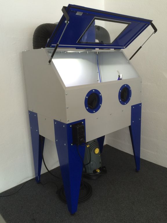 Professionele reinigingsmachines voor erf en terrein